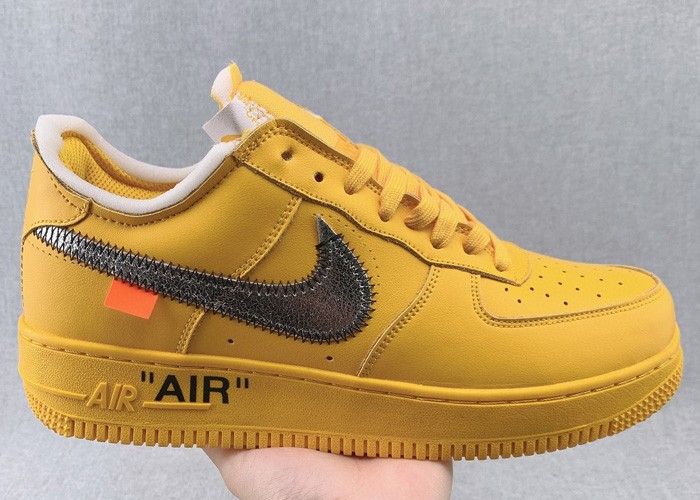 Air Force 1 x Off-White University Gold DD1876-700