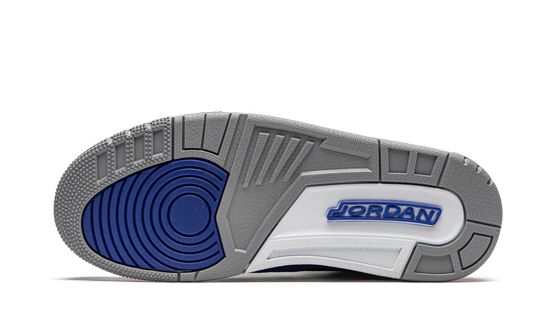Air Jordans 3 Retro OG ‘Royal Cement’ CT8532-400
